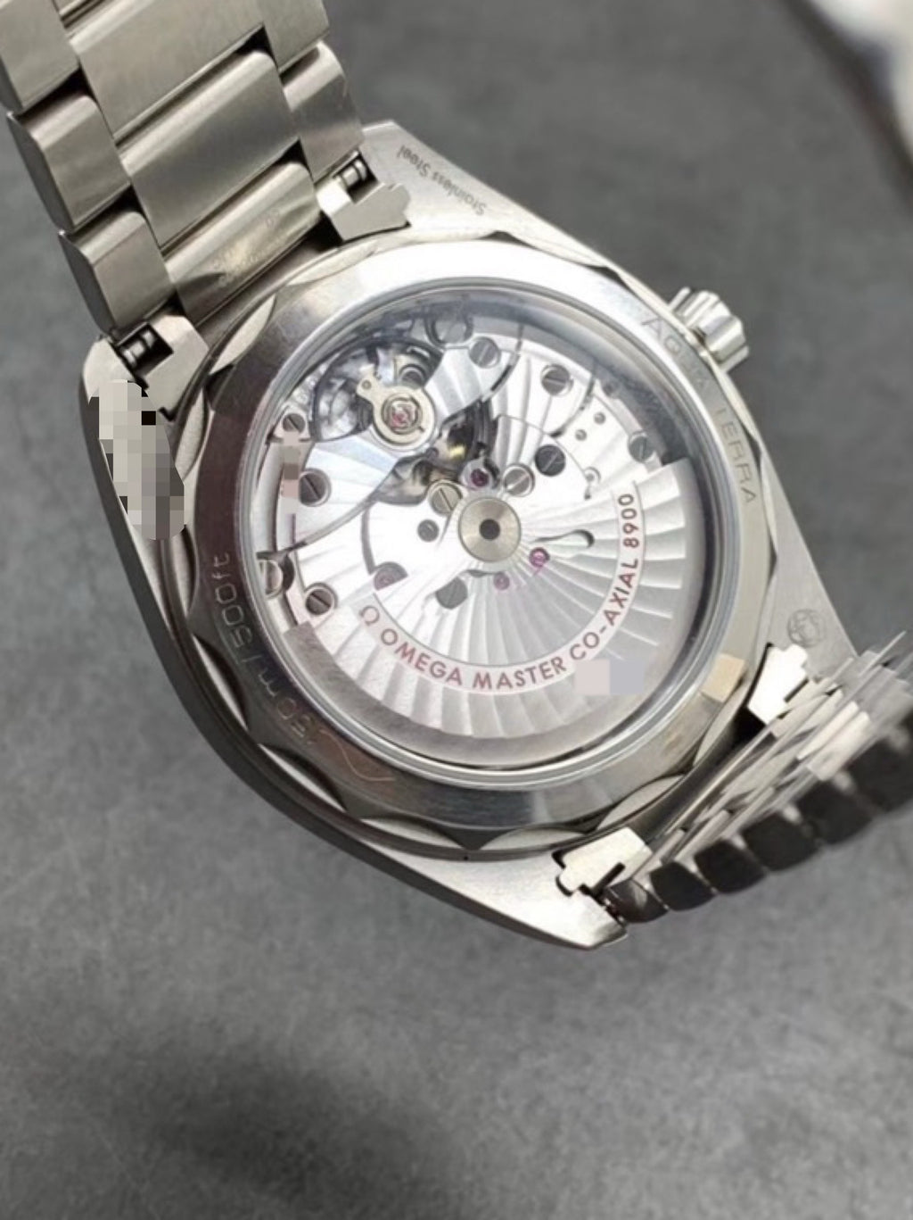 Omega 220.10.41.21.01.001