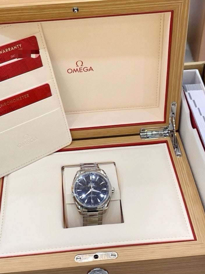 Omega 220.10.41.21.01.001