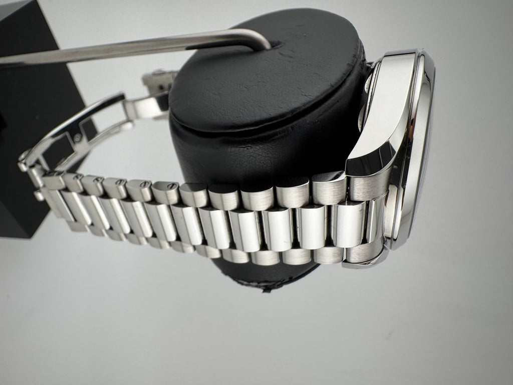 Omega 220.10.41.21.01.002