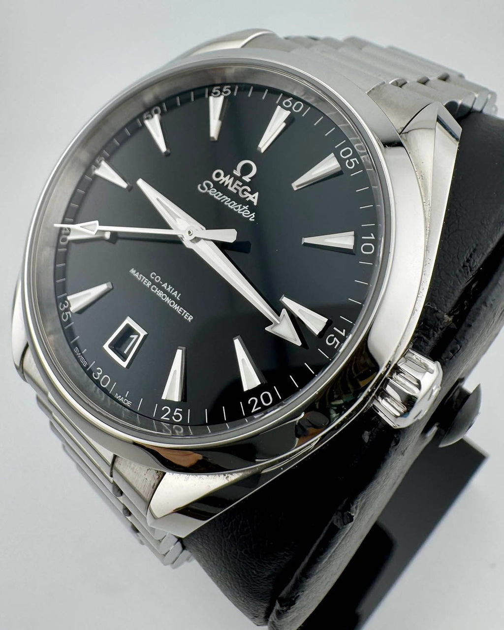 Omega 220.10.41.21.01.002