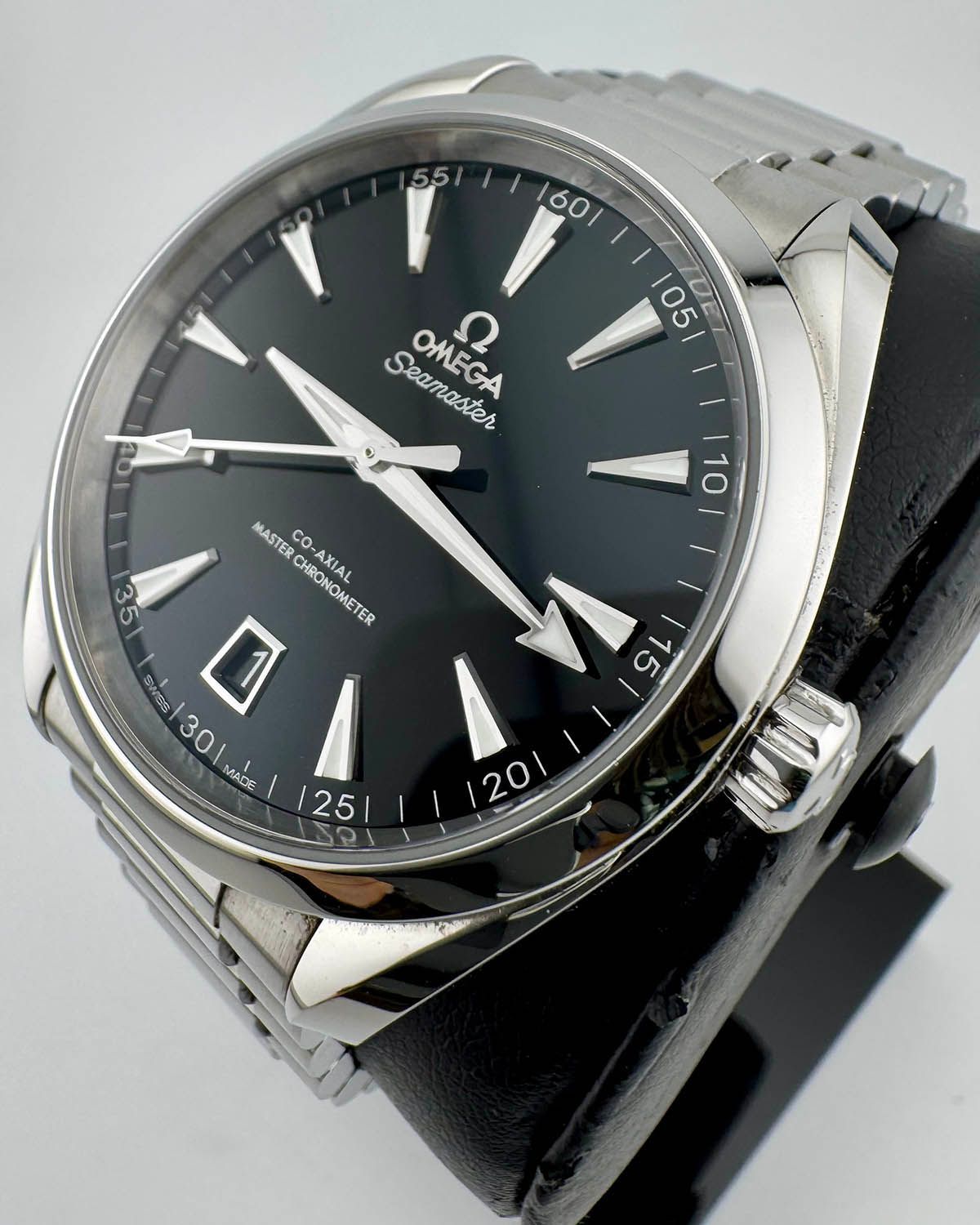Omega 220.10.41.21.01.002