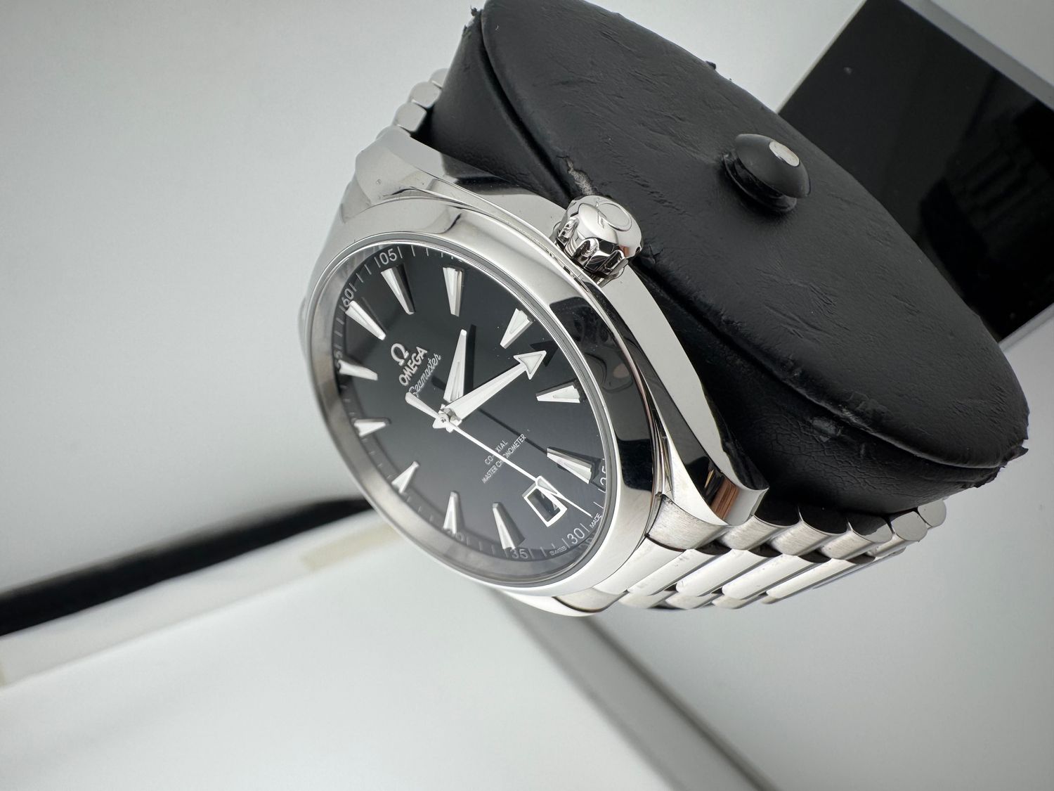 Omega 220.10.41.21.01.002