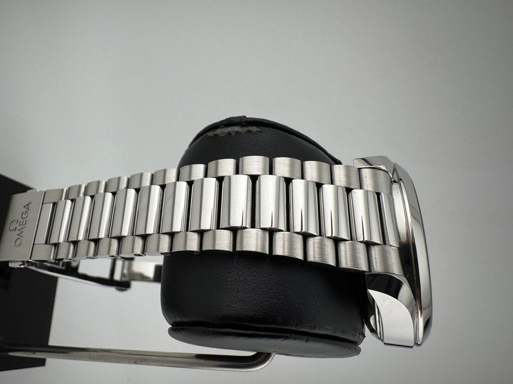 Omega 220.10.41.21.01.002