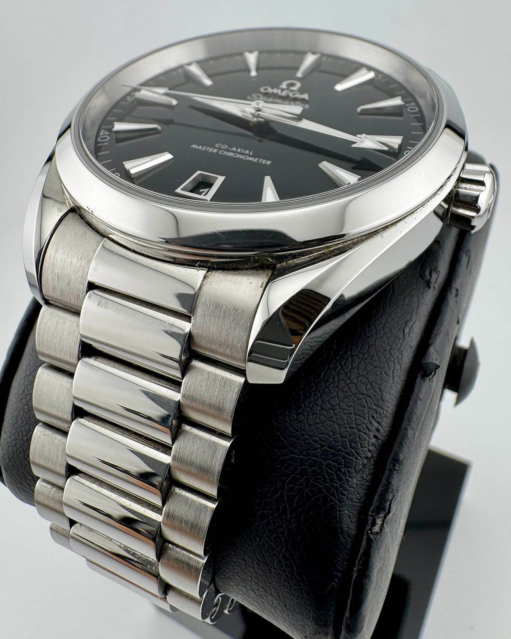 Omega 220.10.41.21.01.002