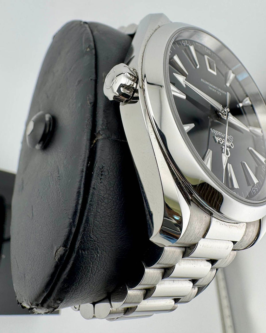 Omega 220.10.41.21.01.002