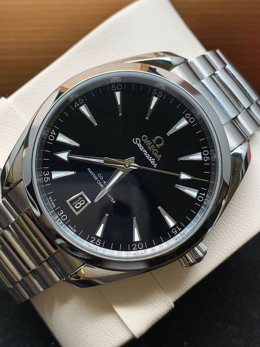 Omega 220.10.41.21.01.002