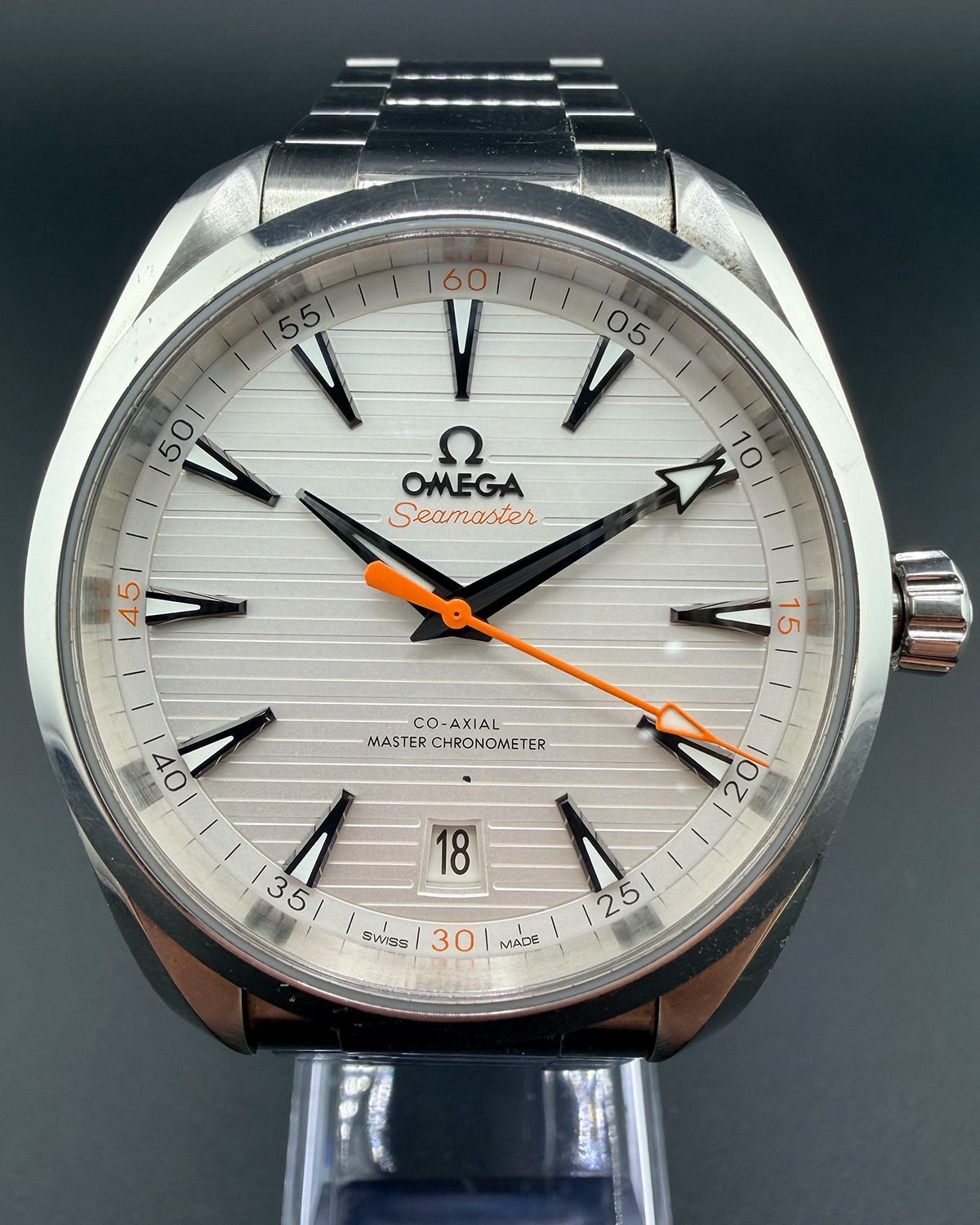 Omega 220.10.41.21.02.001