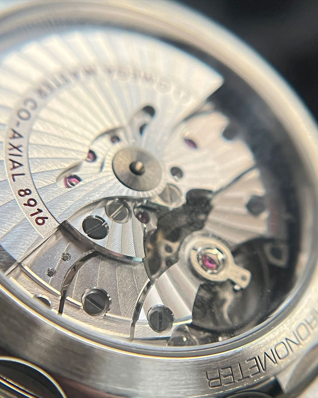 Omega 220.10.41.21.02.002