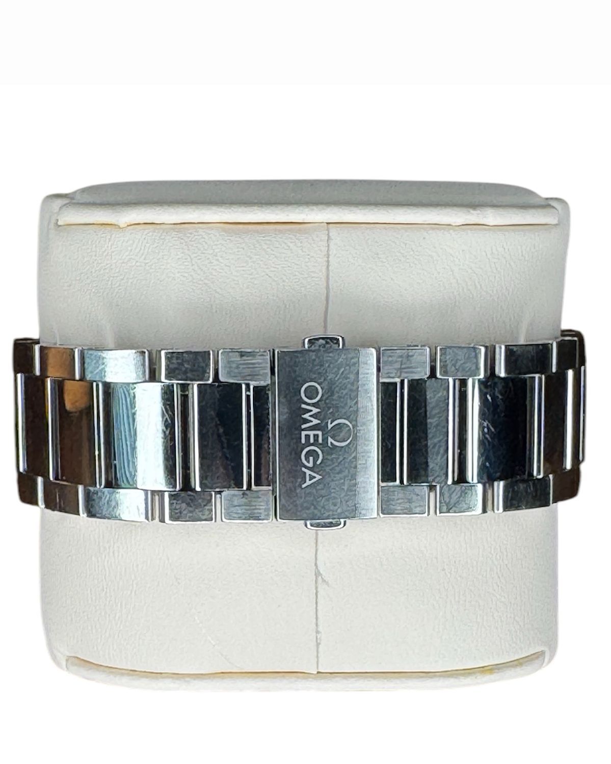 Omega 220.10.41.21.03.001