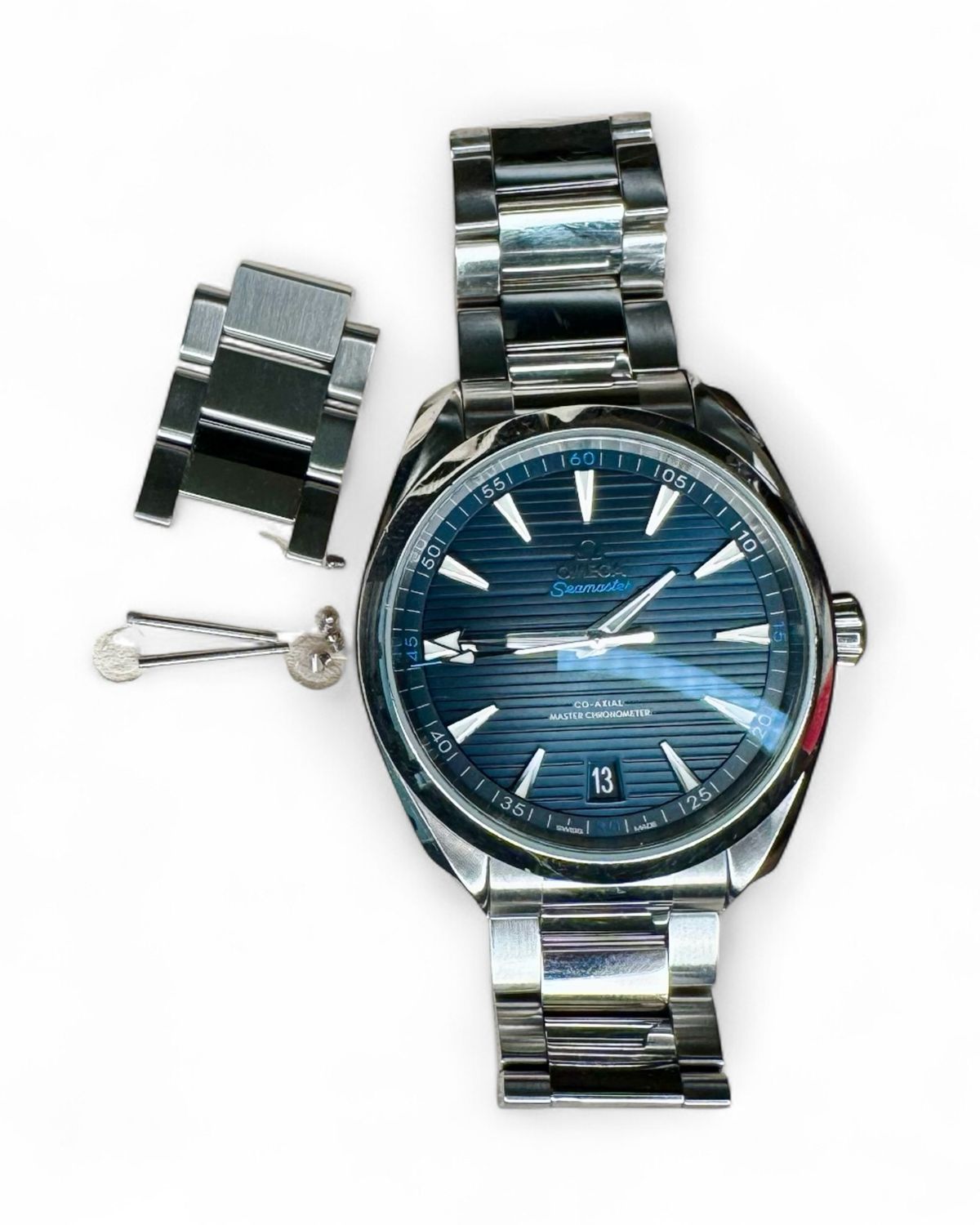 Omega 220.10.41.21.03.001