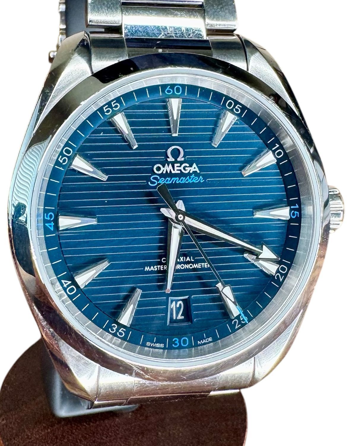 Omega 220.10.41.21.03.001