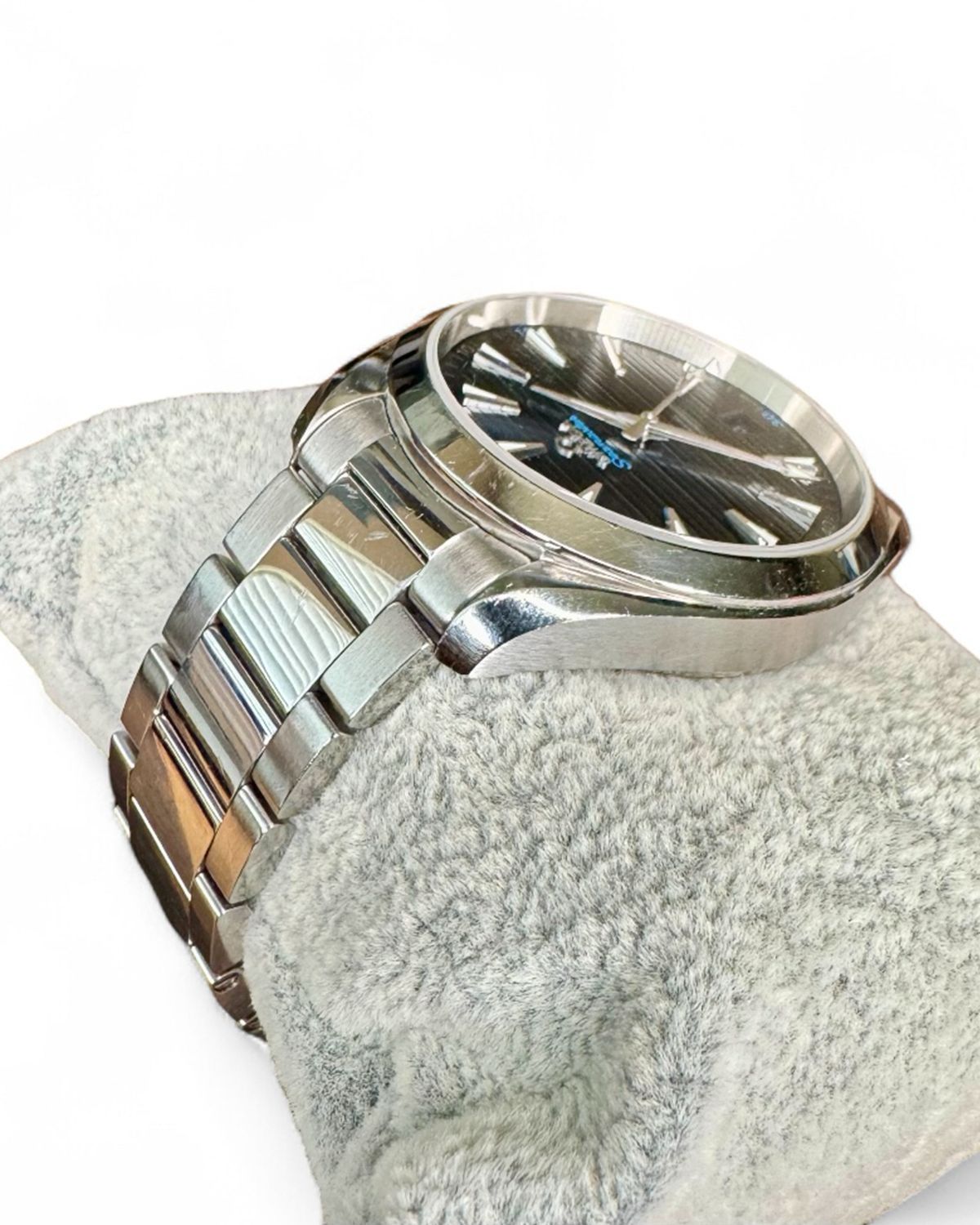 Omega 220.10.41.21.03.001