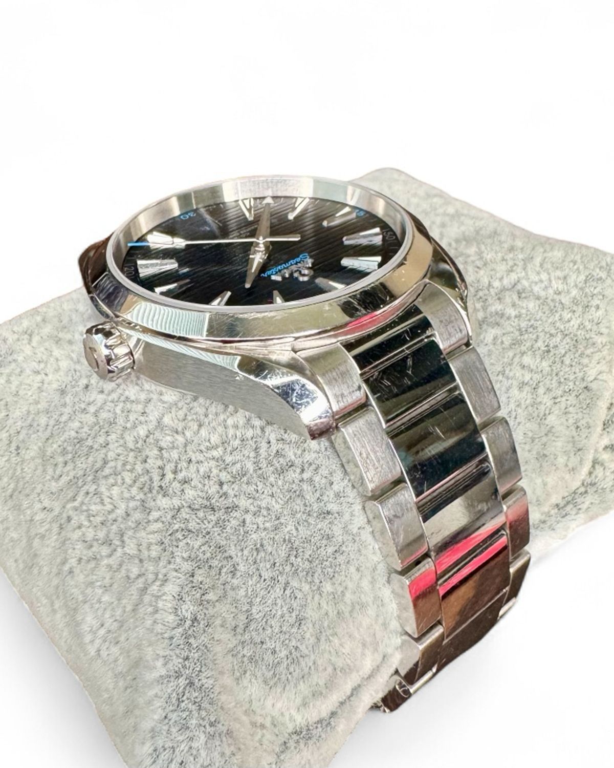 Omega 220.10.41.21.03.001