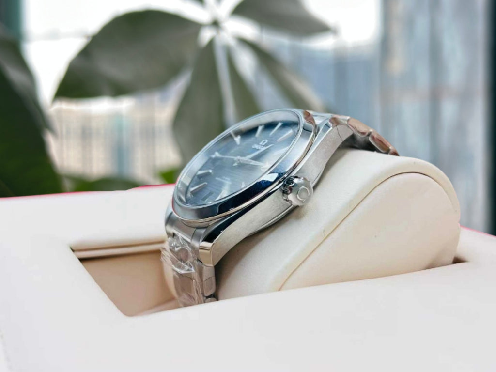 Omega 220.10.41.21.03.001