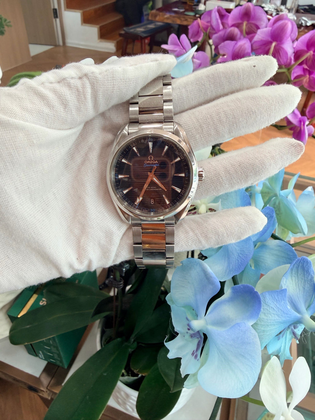 Omega 220.10.41.21.03.001