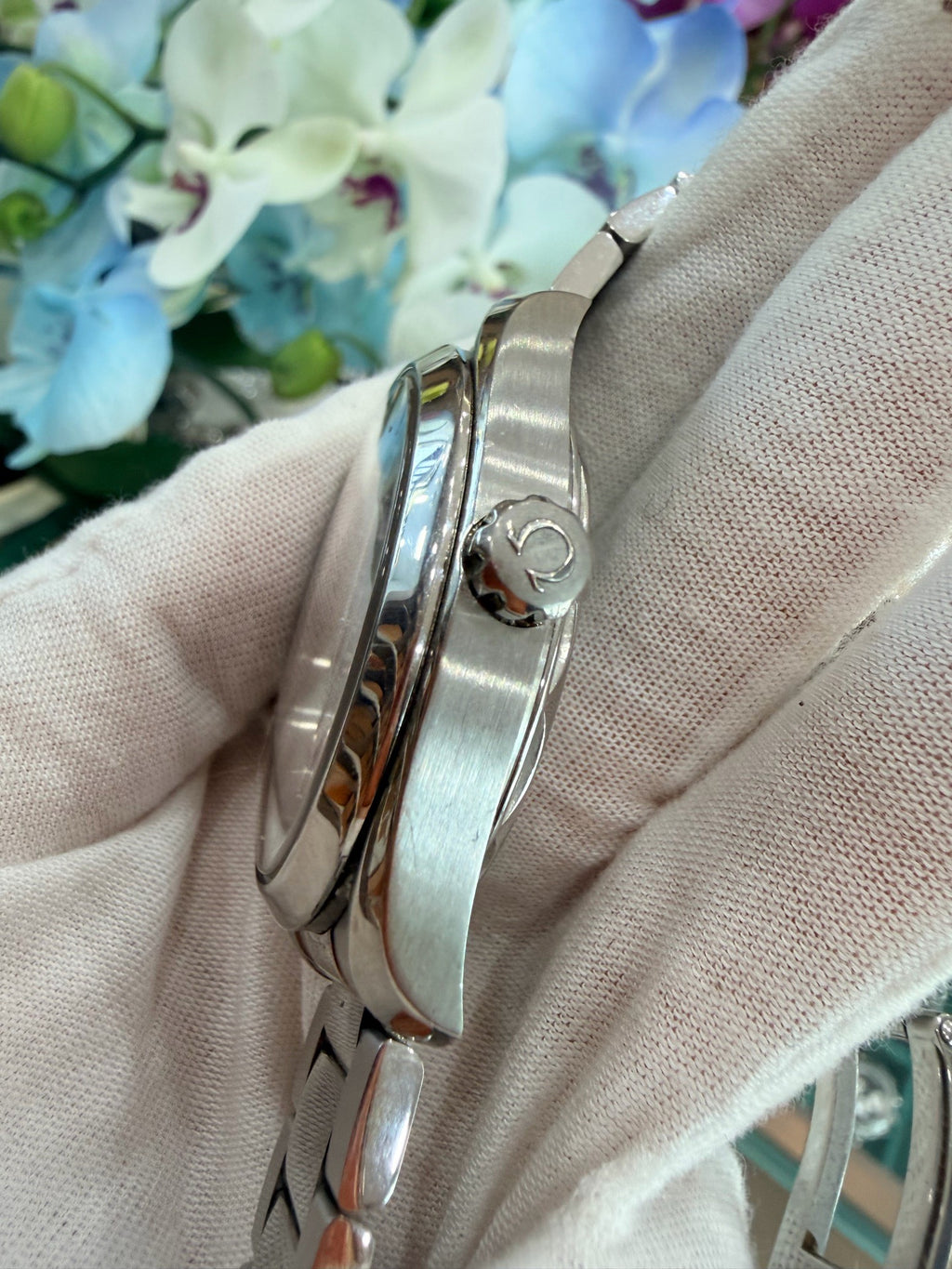 Omega 220.10.41.21.03.001