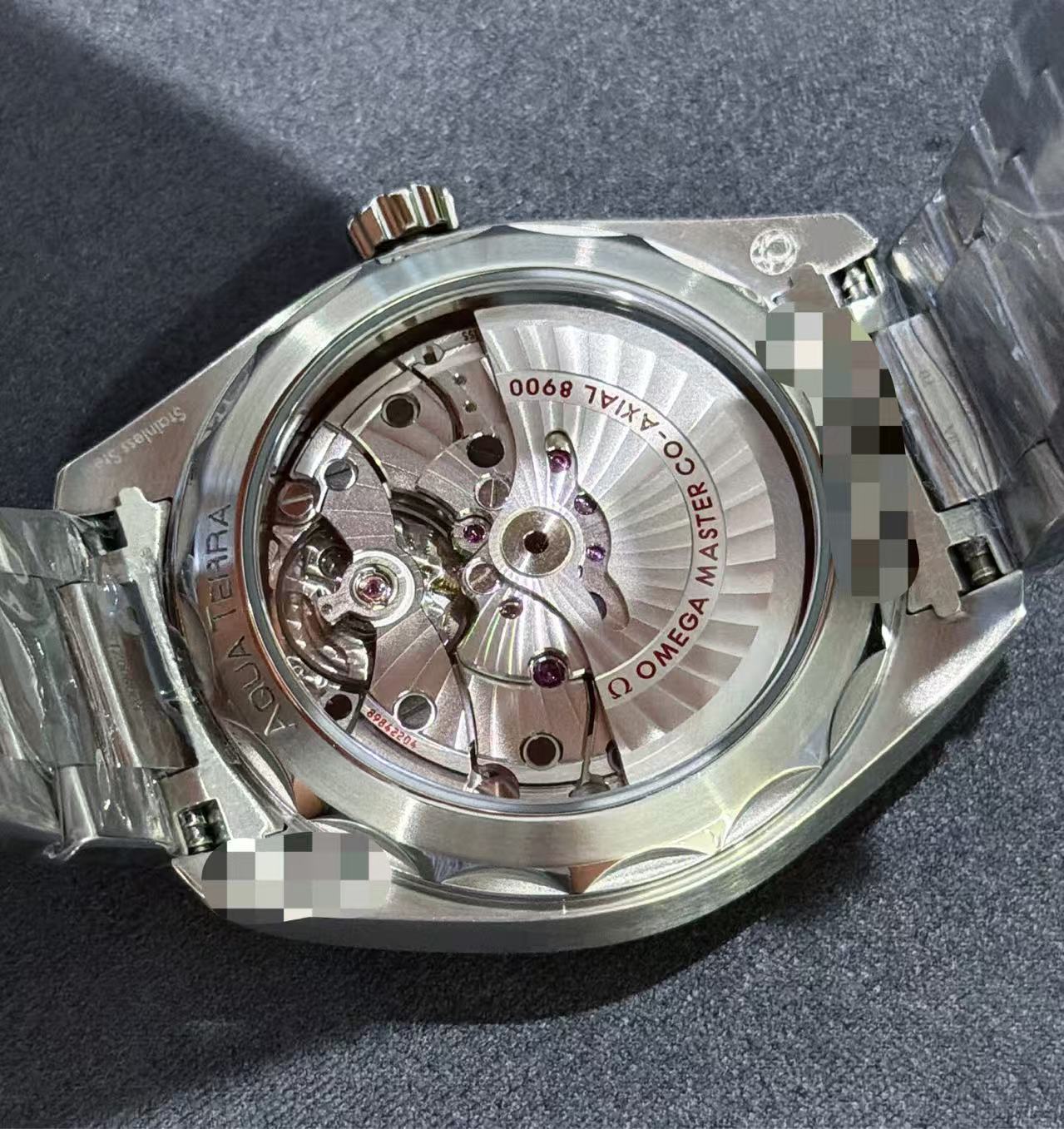 Omega 220.10.41.21.03.002