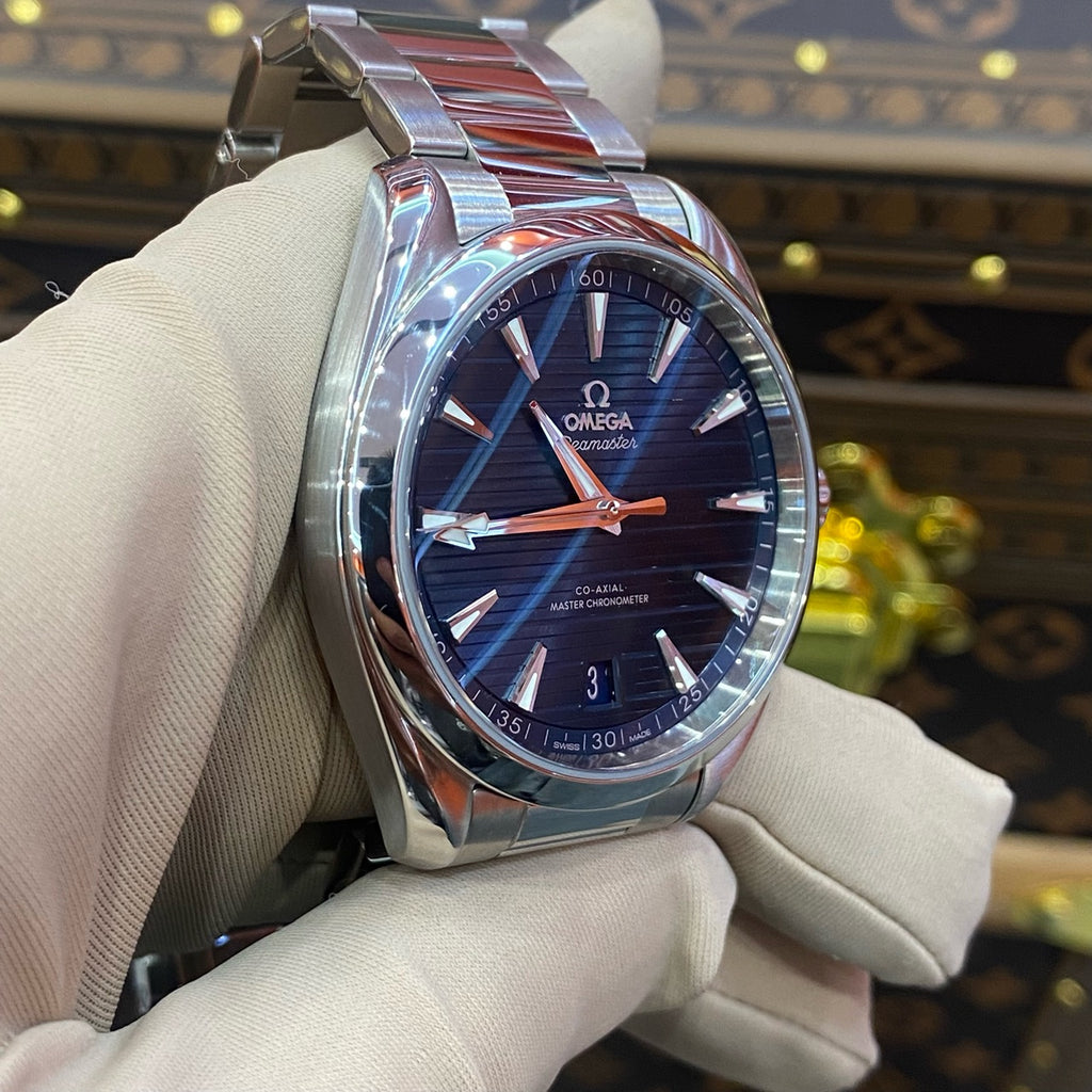 Omega 220.10.41.21.03.003