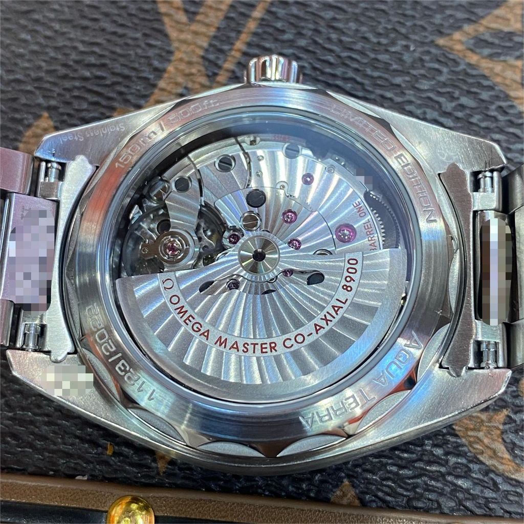 Omega 220.10.41.21.03.003