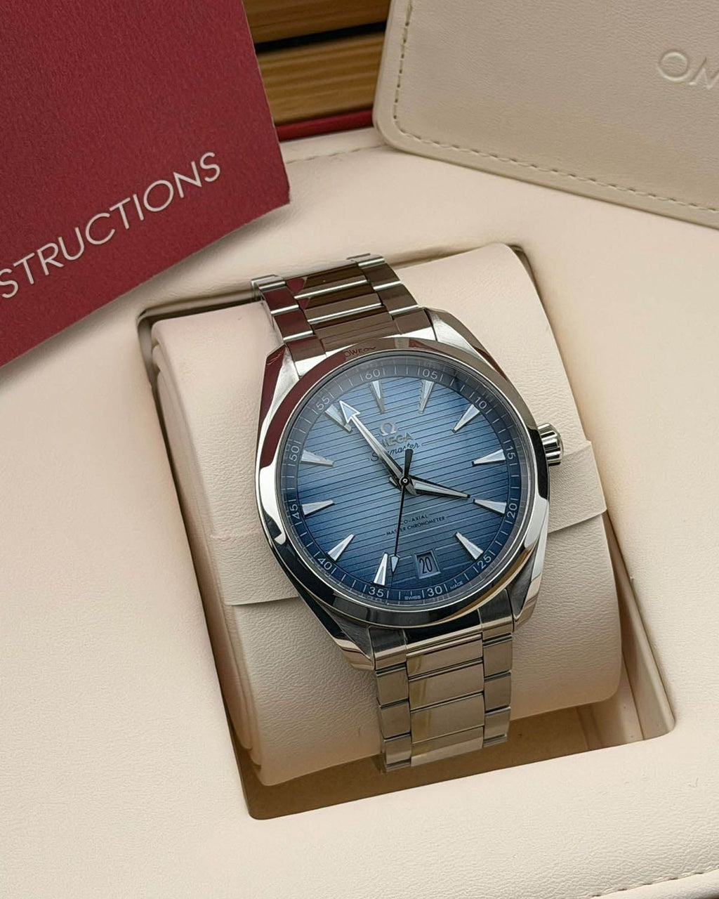 Omega 220.10.41.21.03.005