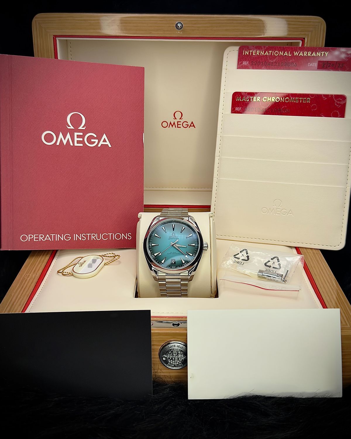 Omega 220.10.41.21.03.006