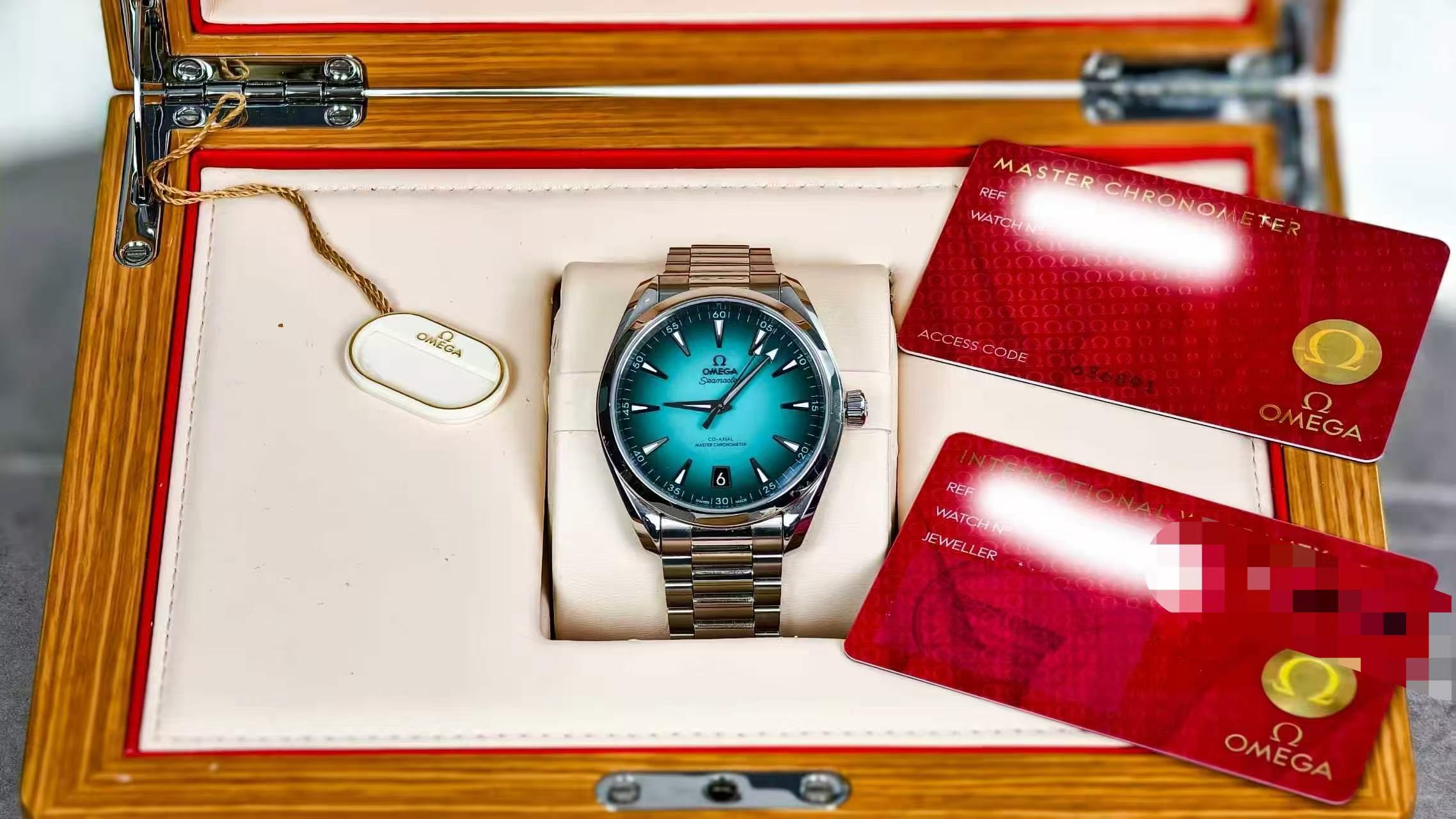 Omega 220.10.41.21.03.006