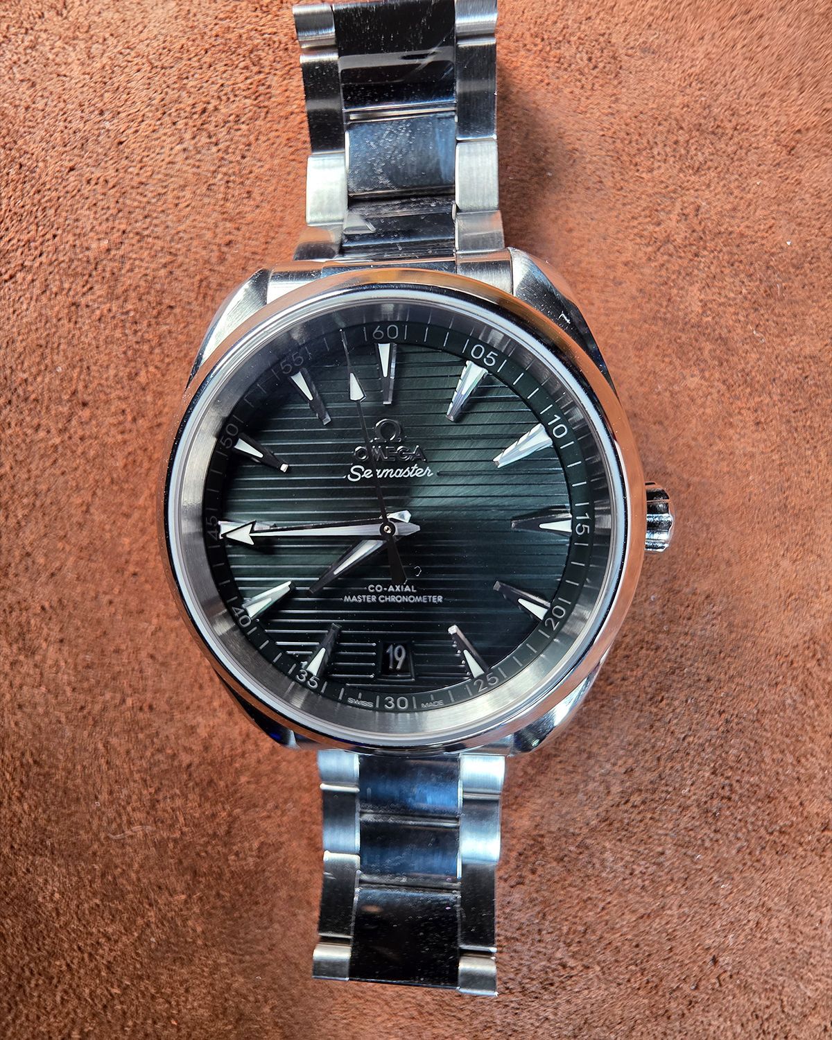 Omega 220.10.41.21.10.001