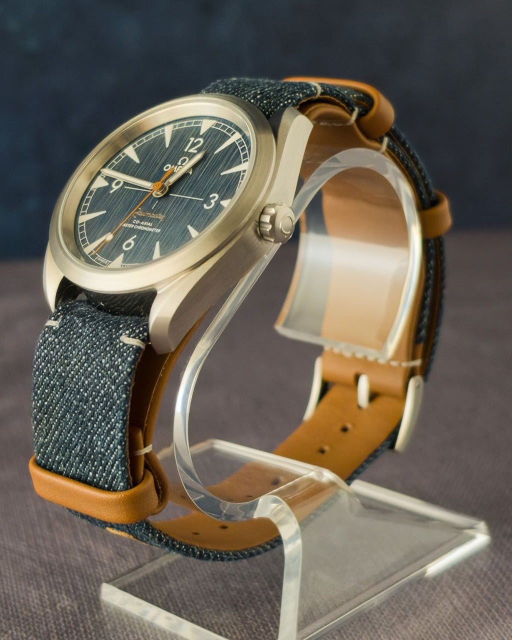 Omega 220.12.40.20.03.001
