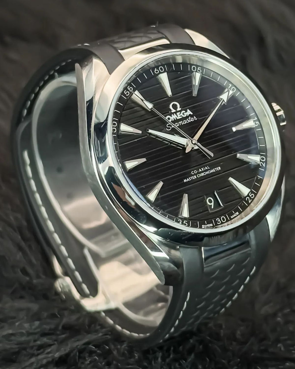 Omega 220.12.41.21.01.001