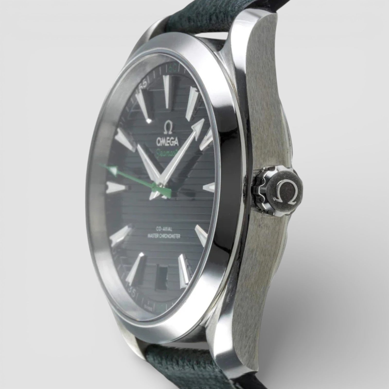 Omega 220.12.41.21.01.002