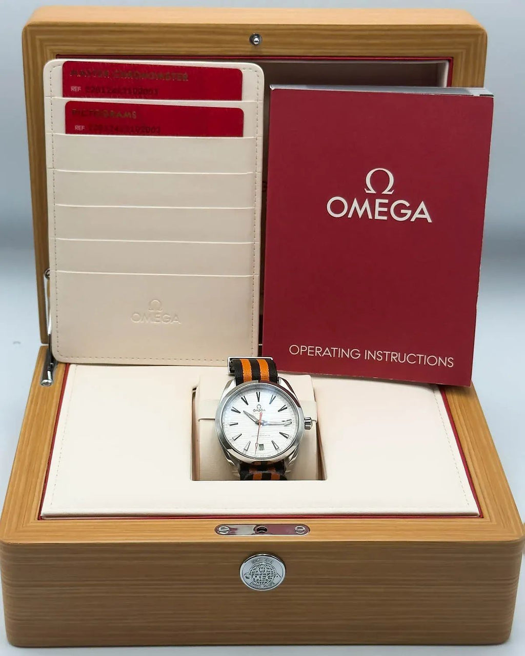Omega 220.12.41.21.02.003