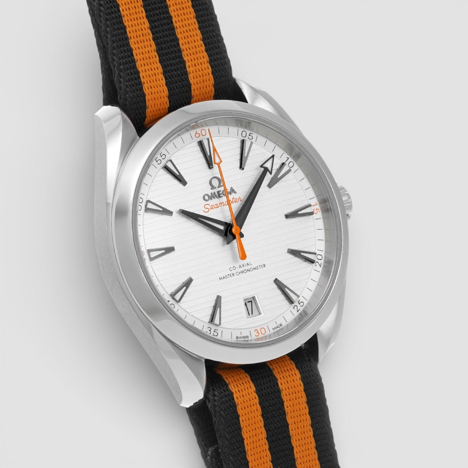 Omega 220.12.41.21.02.003