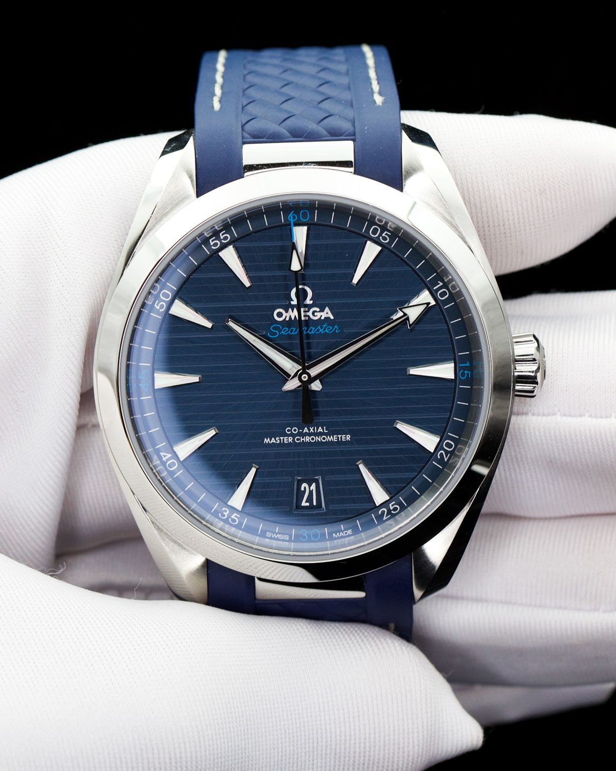 Omega 220.12.41.21.03.001