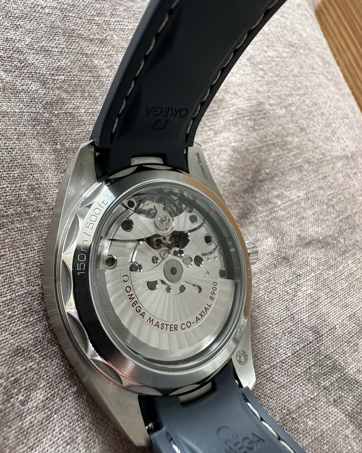 Omega 220.12.41.21.03.002