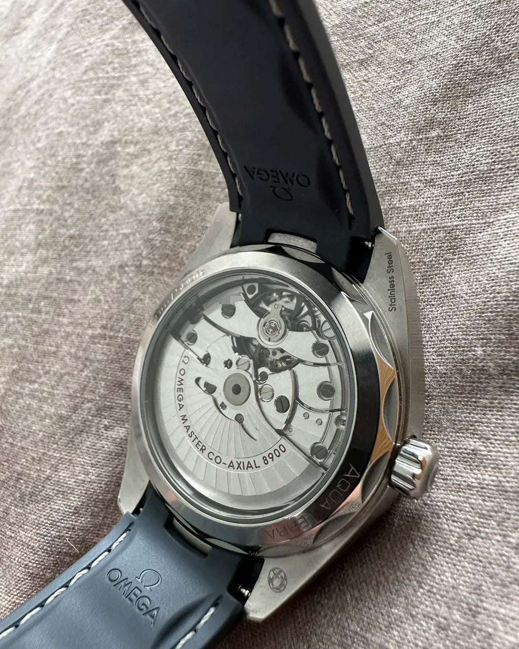 Omega 220.12.41.21.03.002