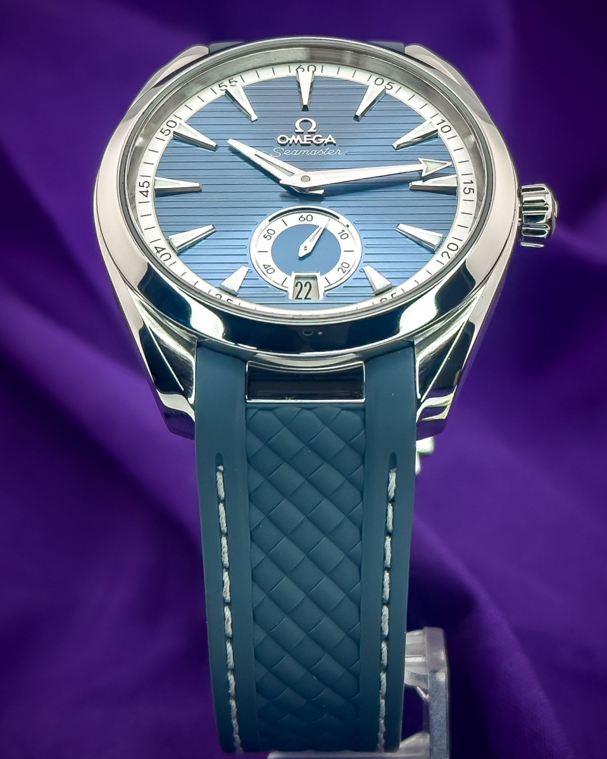 Omega 220.12.41.21.03.005
