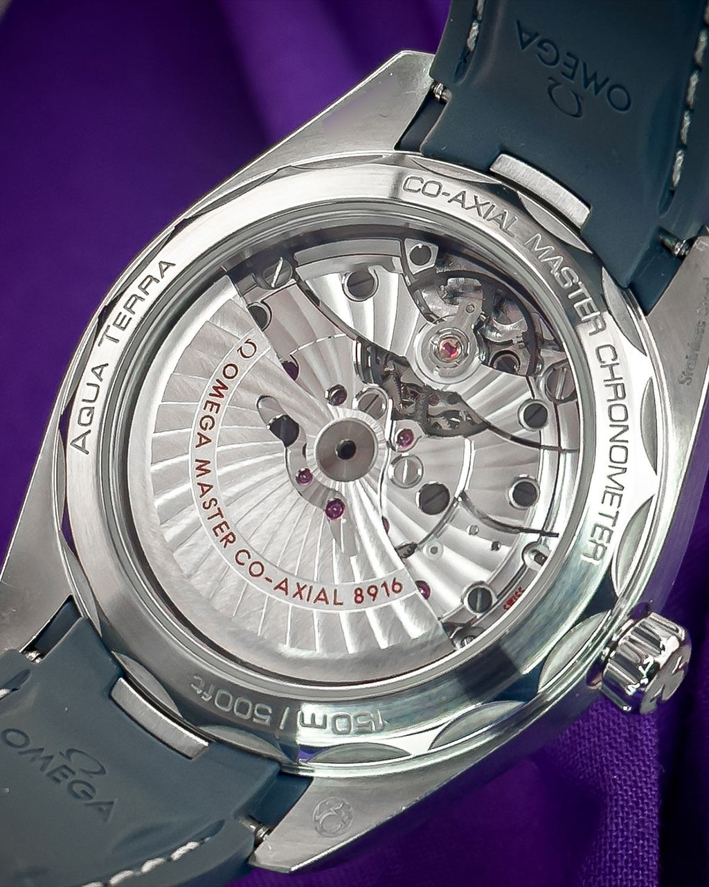 Omega 220.12.41.21.03.005