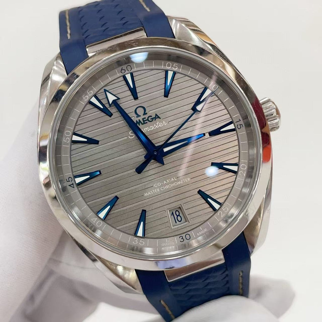 Omega 220.12.41.21.06.001