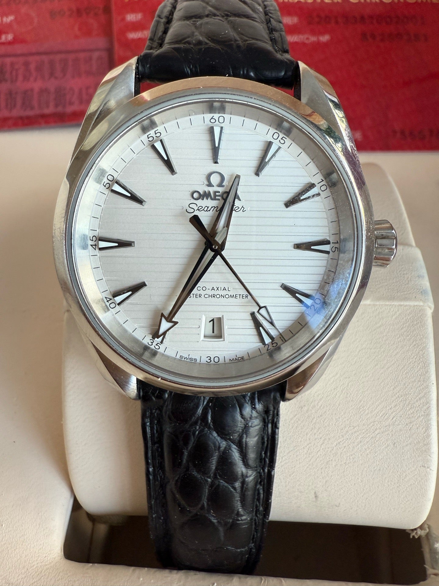 Omega 220.13.38.20.02.001