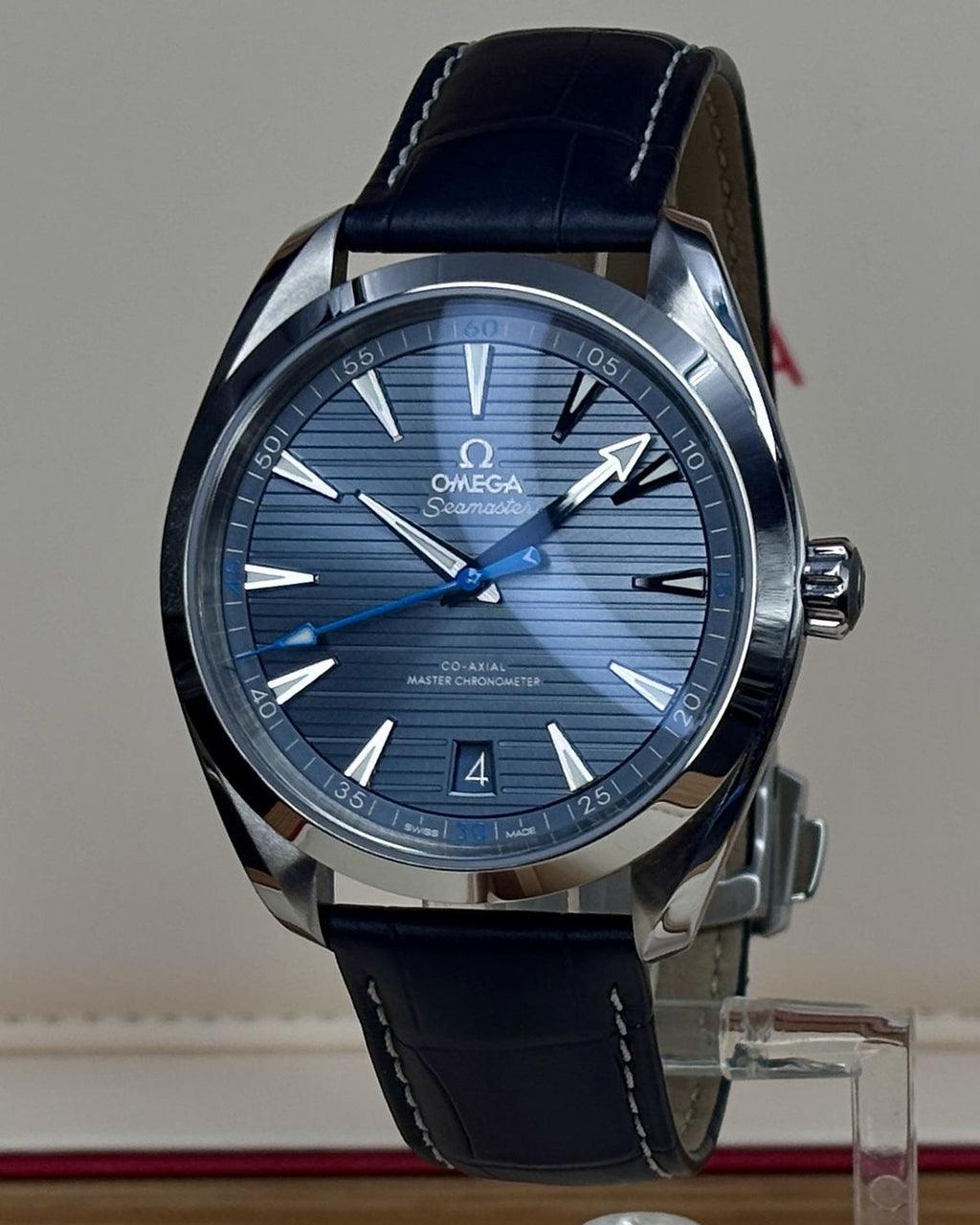 Omega 220.13.41.21.03.002