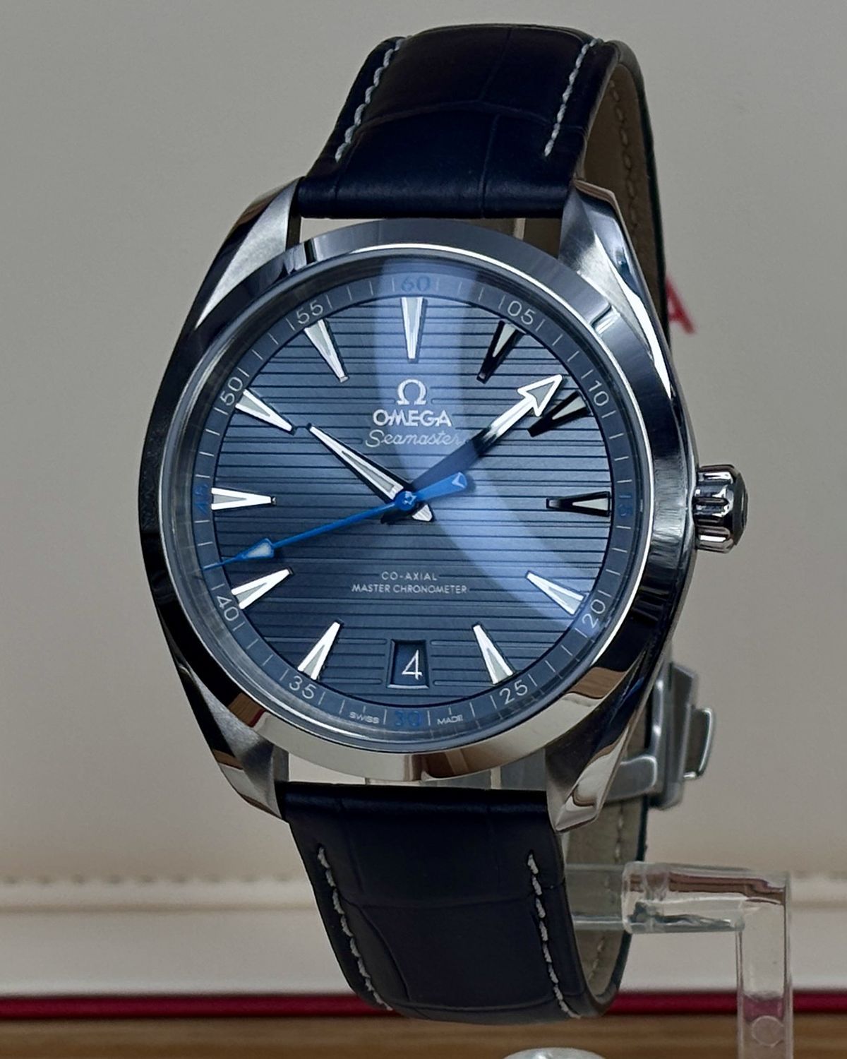 Omega 220.13.41.21.03.002