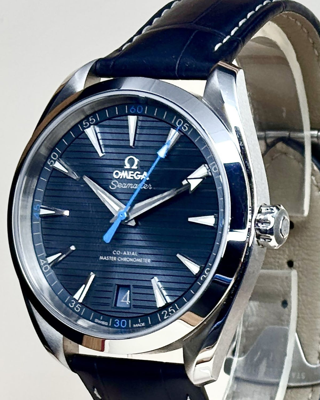 Omega 220.13.41.21.03.002