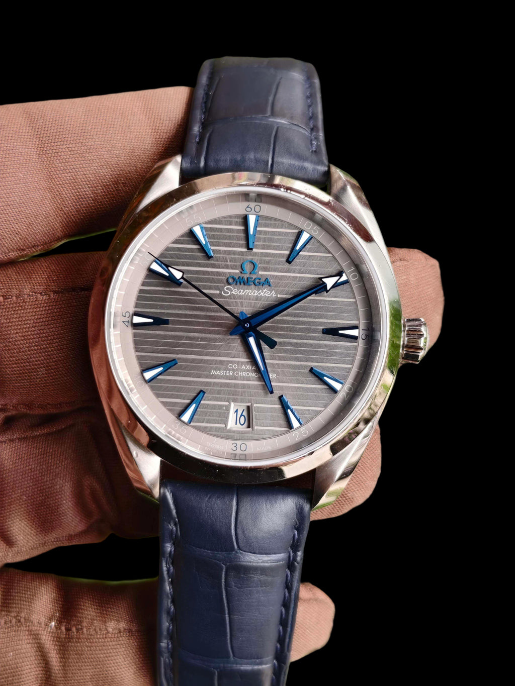 Omega 220.13.41.21.06.001