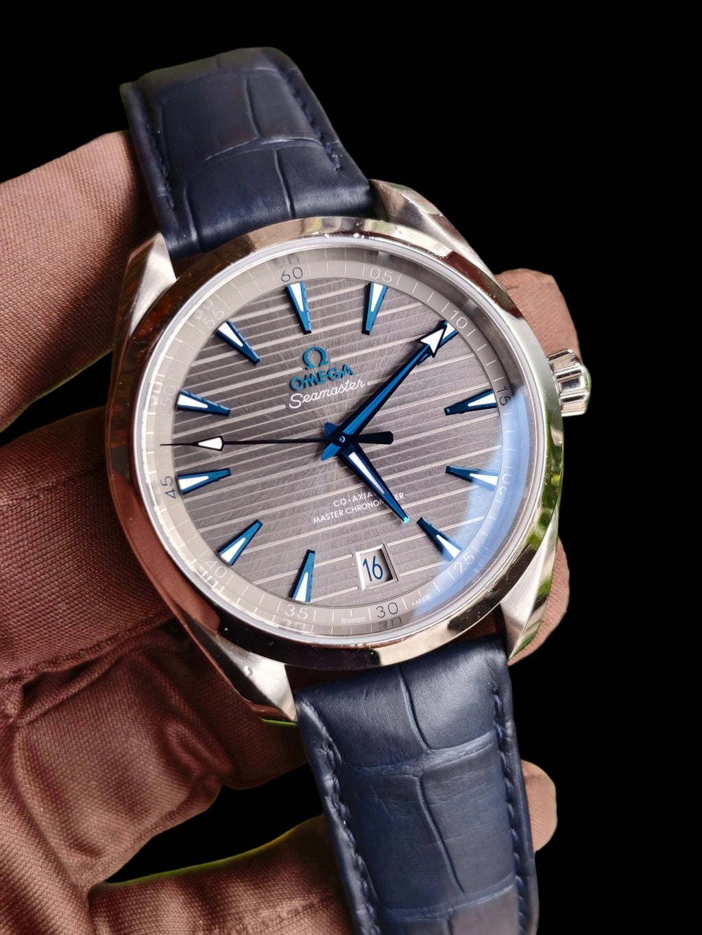 Omega 220.13.41.21.06.001