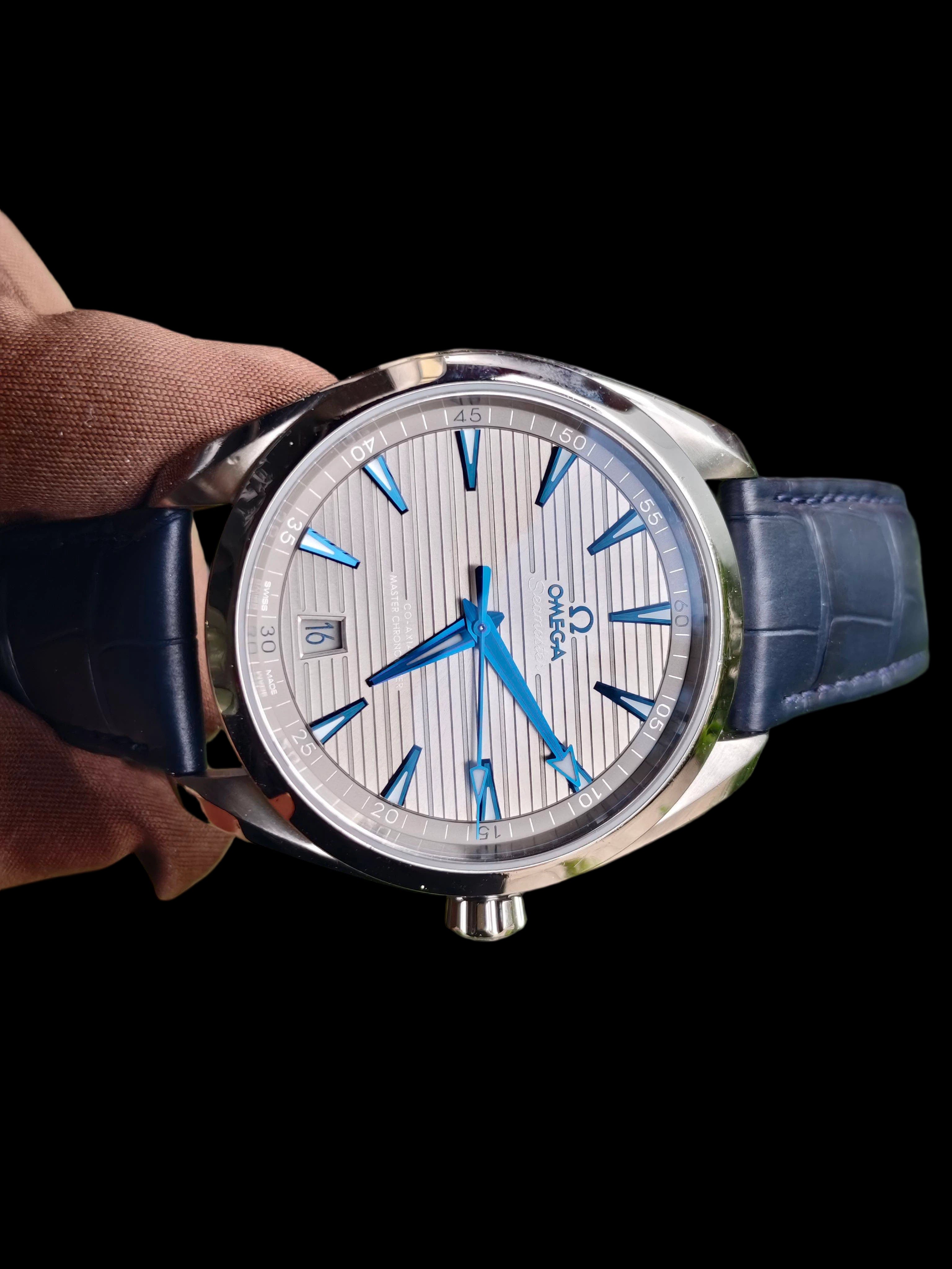 Omega 220.13.41.21.06.001
