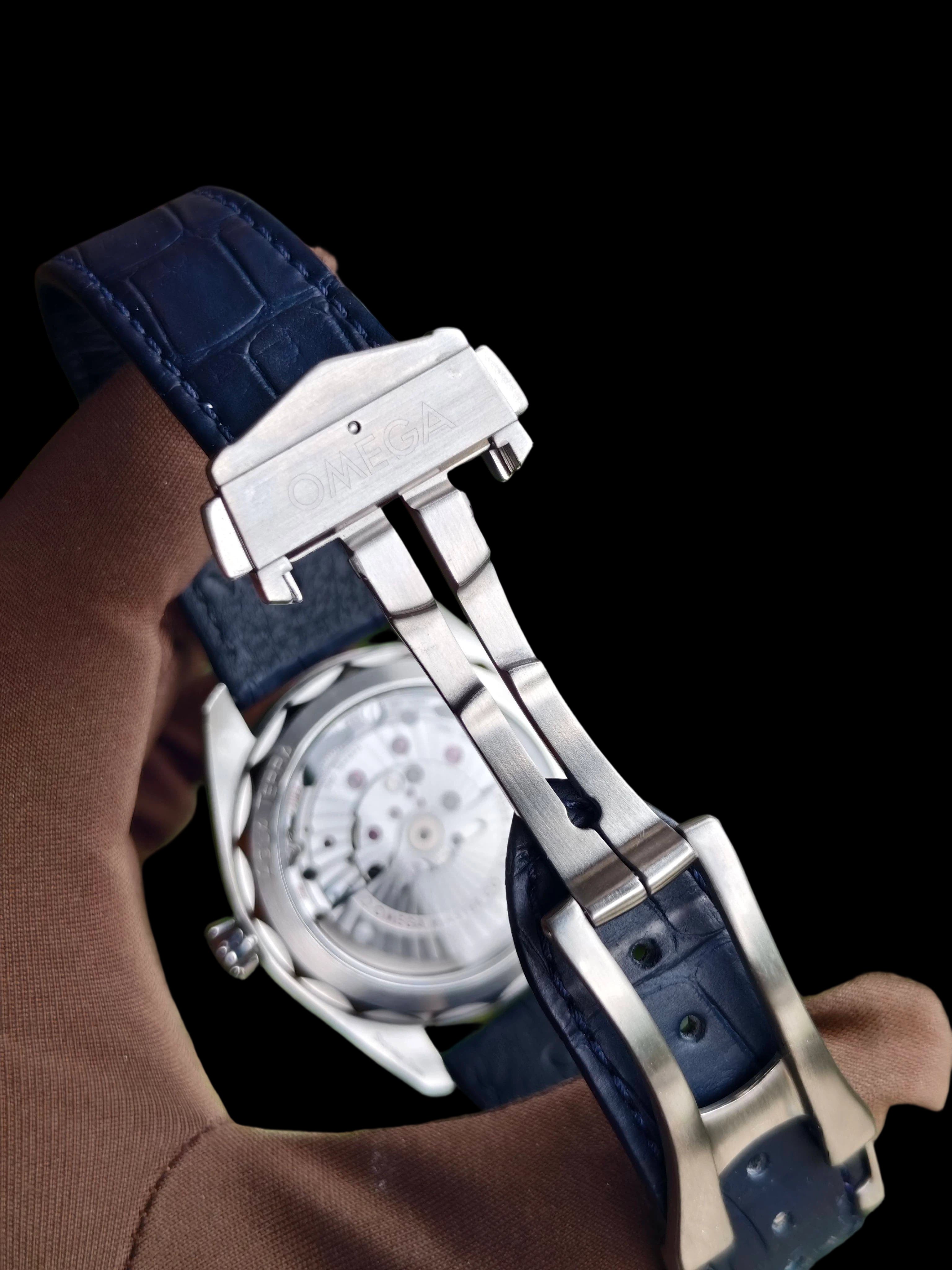Omega 220.13.41.21.06.001