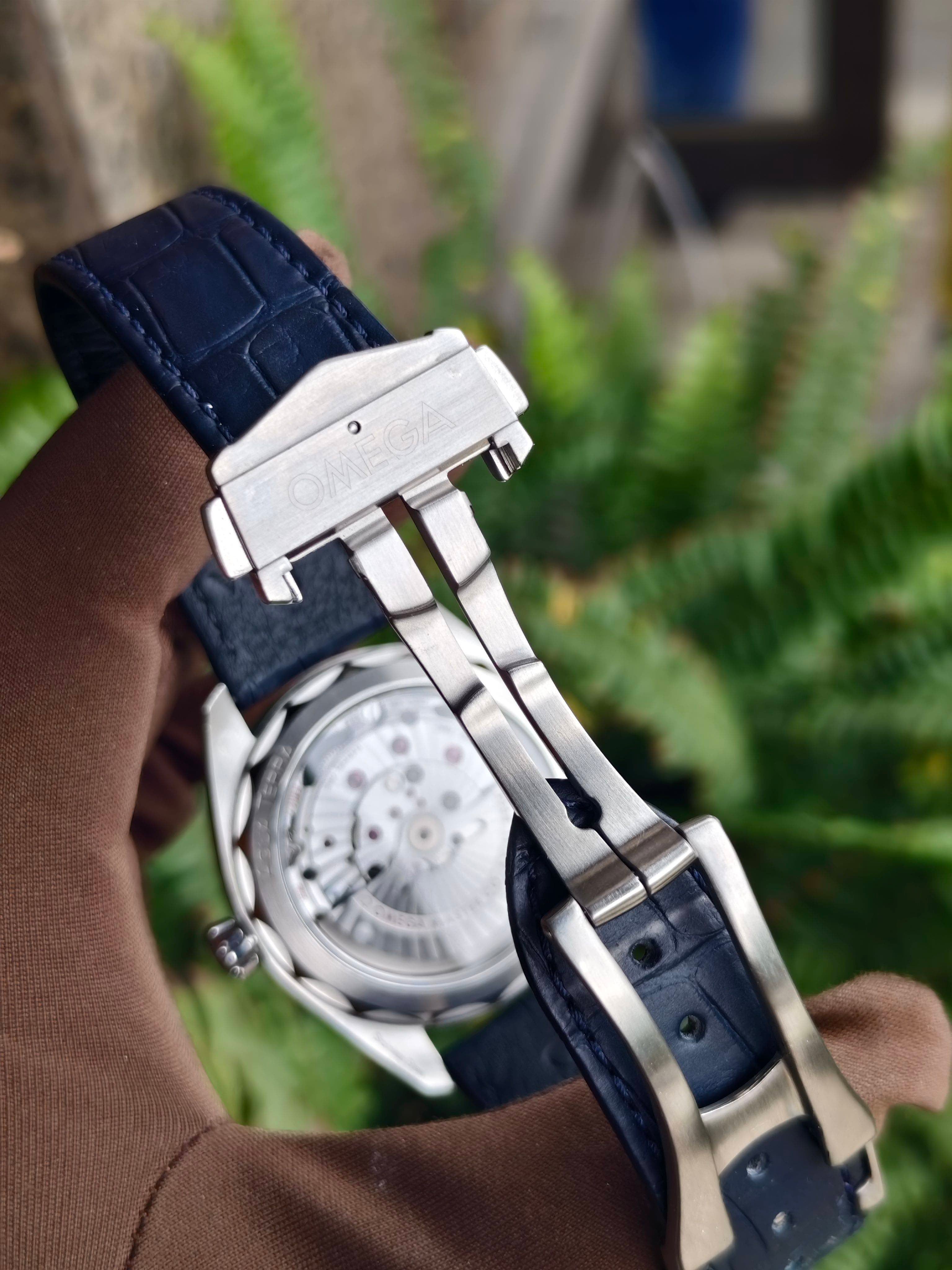 Omega 220.13.41.21.06.001