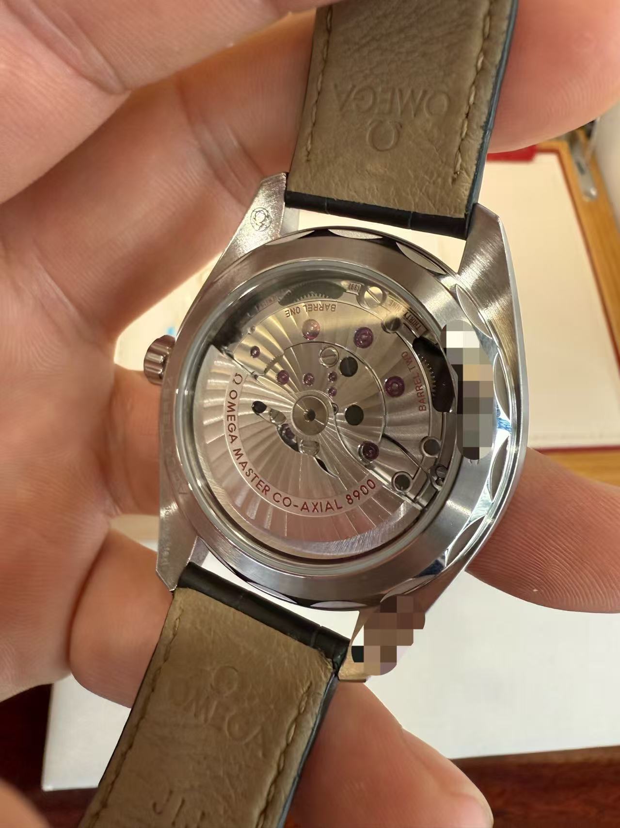 Omega 220.13.41.21.10.001