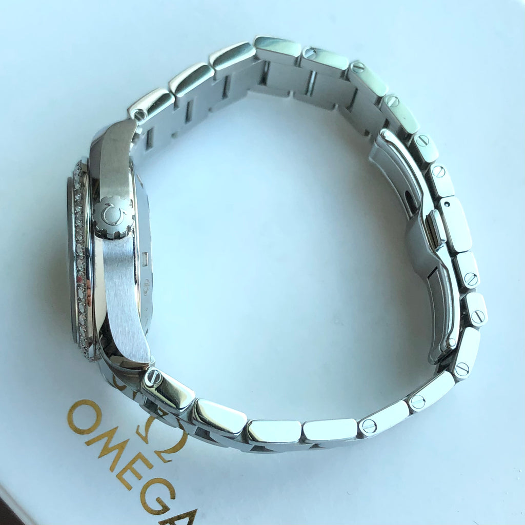 Omega 220.15.34.20.57.001