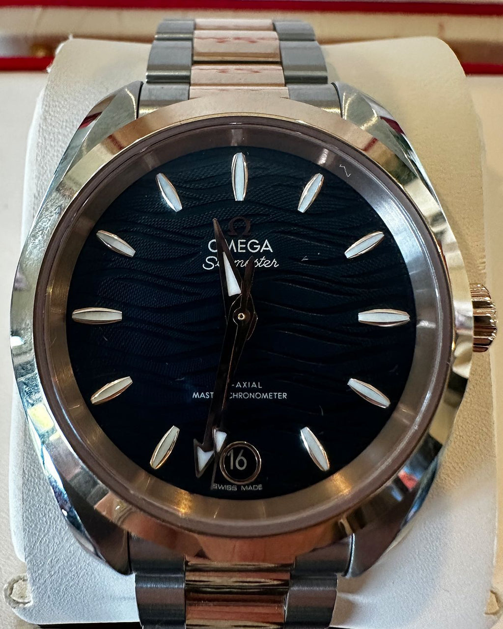 Omega 220.20.34.20.03.001